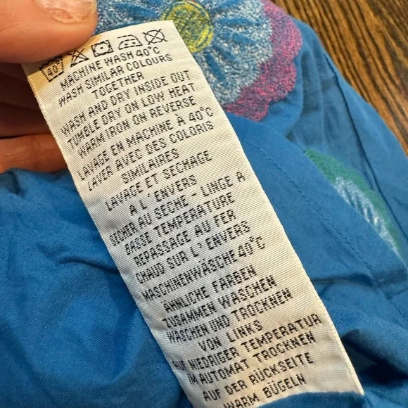 Mini Boden 5-6 blue embroidered skirt medallions - Picture 10 of 10